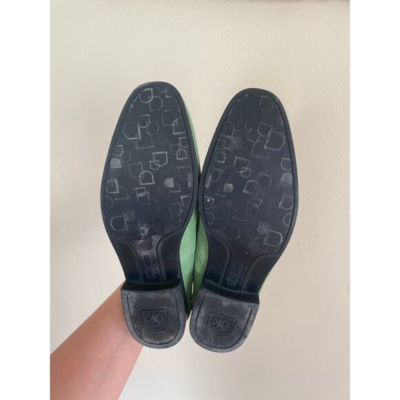 EUC Stacy Adams Quincy Moc Toe Bit Slip-On Loafers Pistachio Green Suede Sz 7.5 main image 4